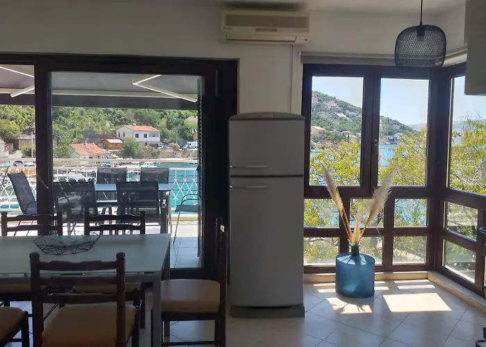 Apartmani Pulic