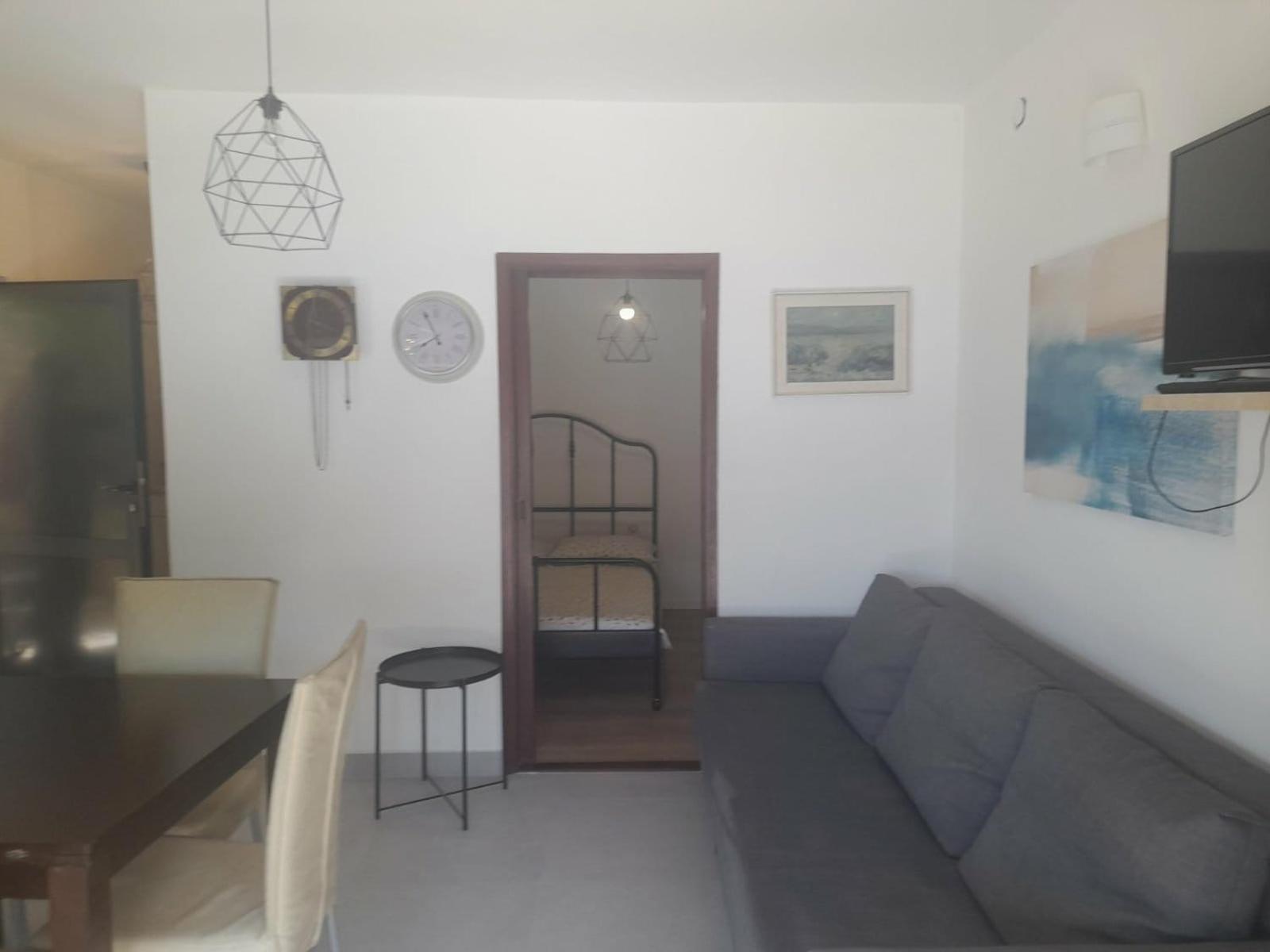 Pulic Apartment