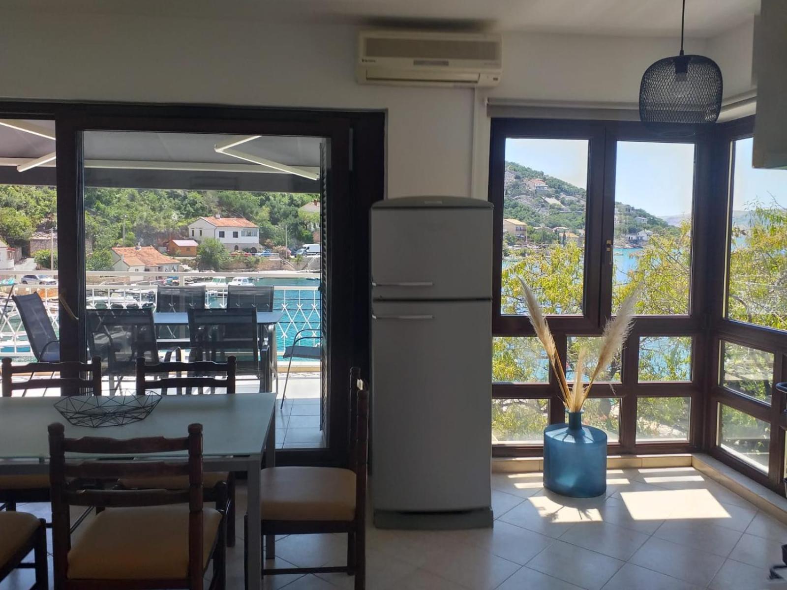 Pulic Apartment