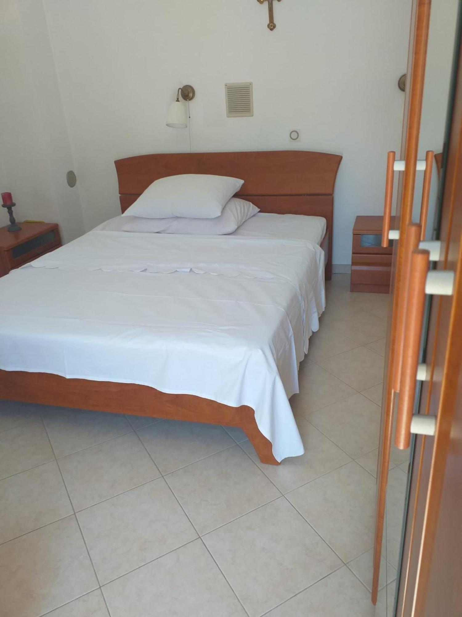 Apartment Pulic *